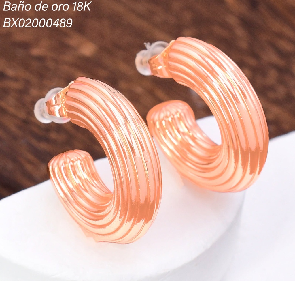 ARETES BAÑO DE ORO 18K XUPING "C"INFLADAS RAYADAS