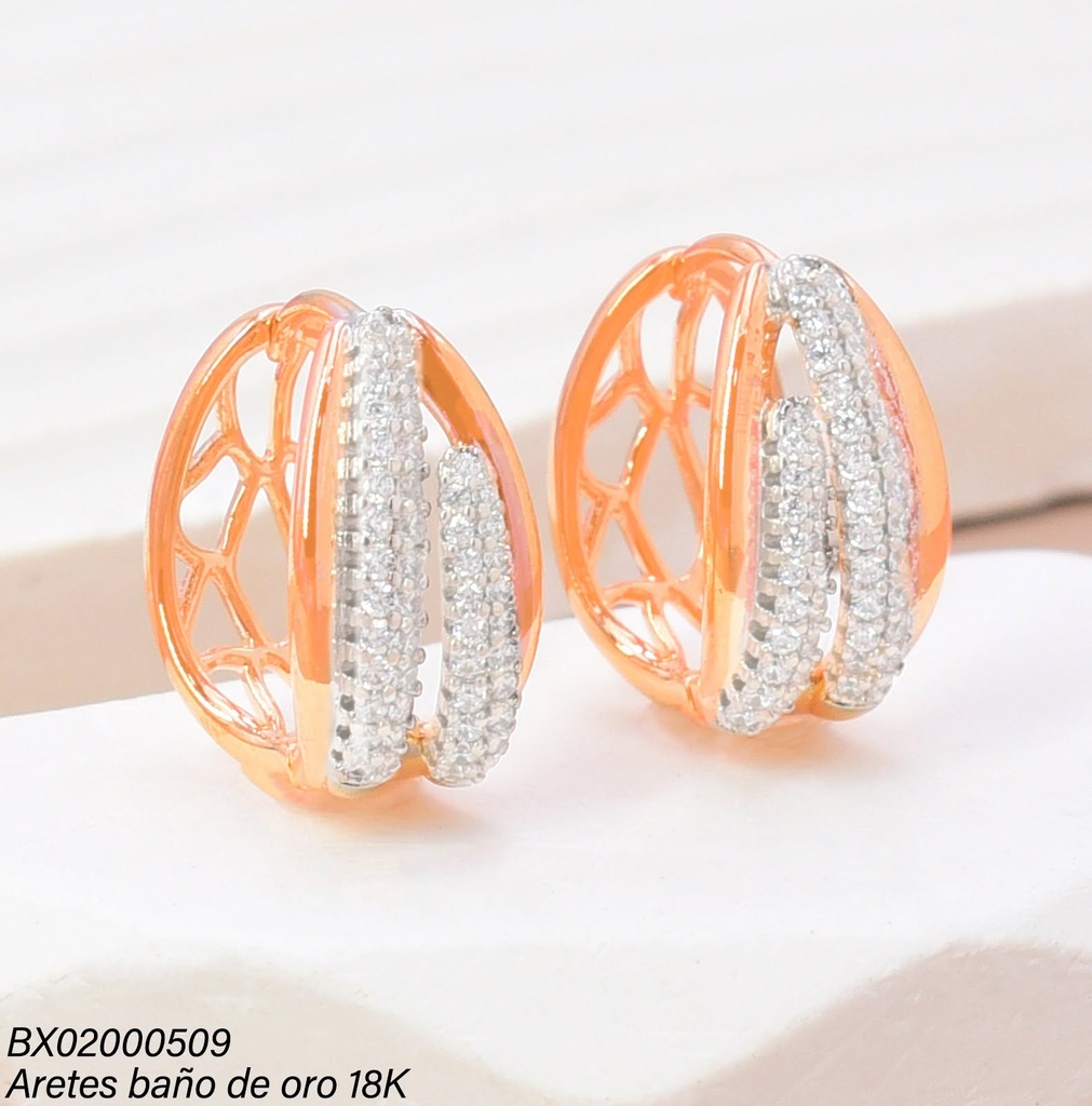 ARETES BAÑO DE ORO 18K. XUPING HUGGIES LINEAS LISAS/ ZIRC CRISTAL