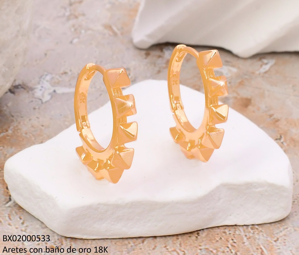 ARETES HUGGIES BAÑO DE ORO 18K. XUPING BORDE 7 PUNTAS