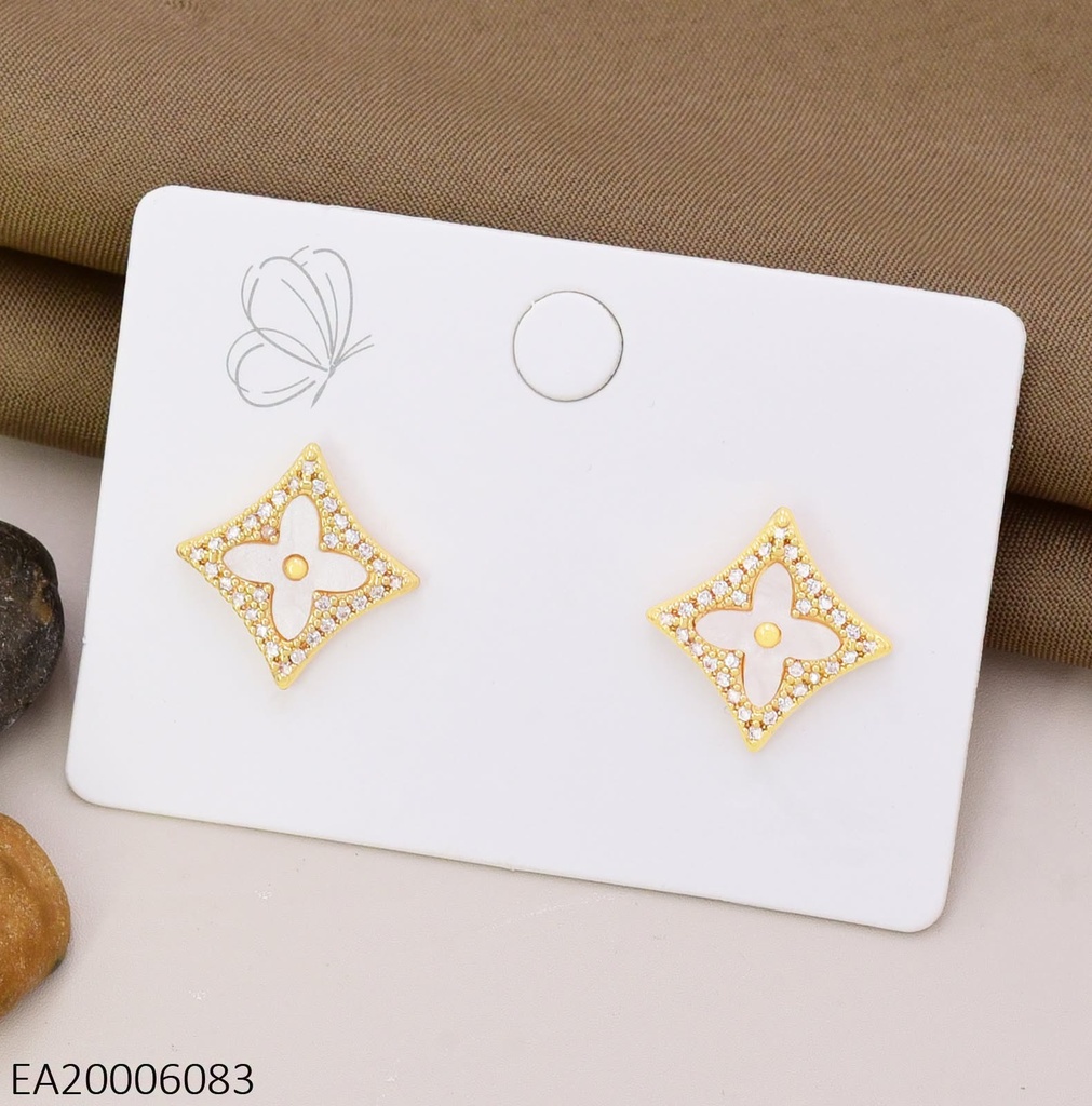 ARETES DOR CD VAN CLEEF BLANCO EE4902-6 (VC)