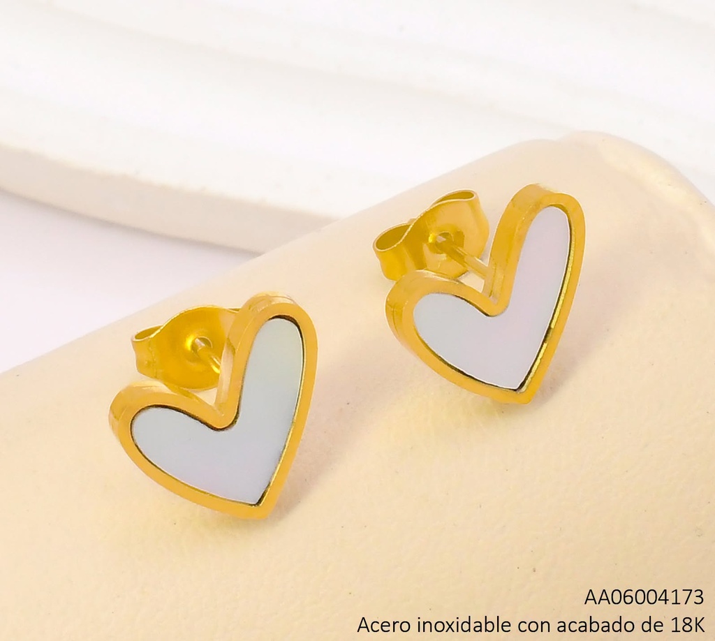 ARETES ACERO INOX. ACABADO 18K. CORAZON NACAR (196) VE26