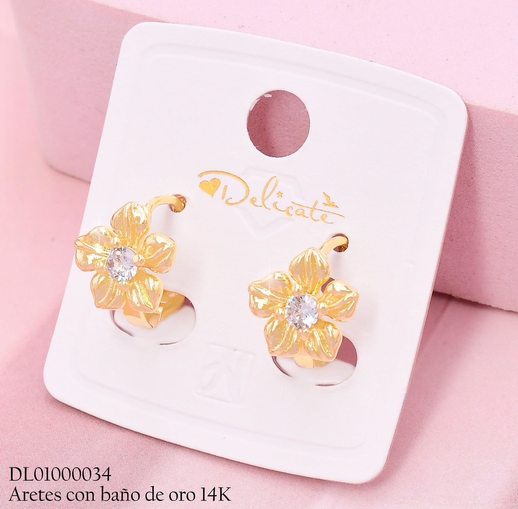 ARETES HUGGIES BAÑO DE ORO 14K. FLOR CENTRO ZIRC.YAH371H (DEL1)