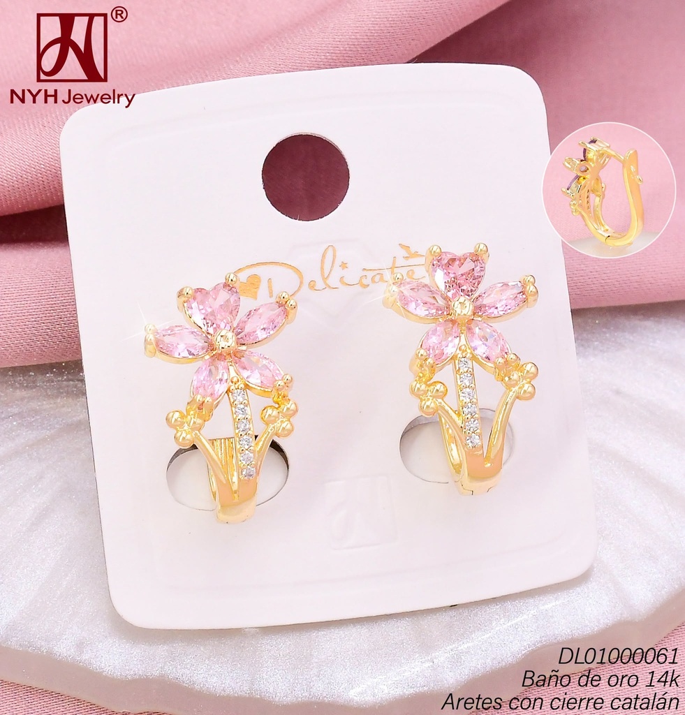 ARETES BAÑO DE ORO 14K HUGGIES FLOR ZIRC ROSADA SS965F (DEL1)