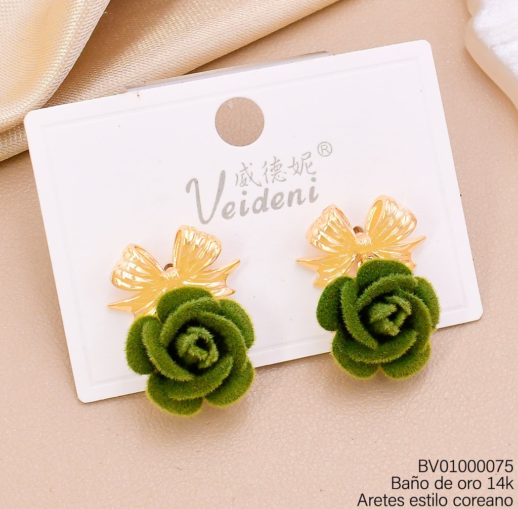 ARETES BAÑO DE ORO 14K LAZO/FLOR GAMUZA VERDE EH-3764(VEI080926)