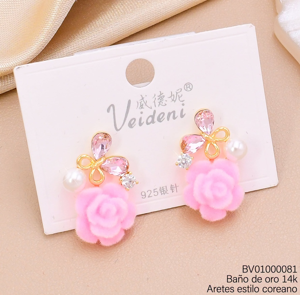 ARETES BAÑO DE ORO 14K.MARIPOSA ZIRC/FLOR GAMUZA ROSA/PERLA EH-4418 (VEI080926)