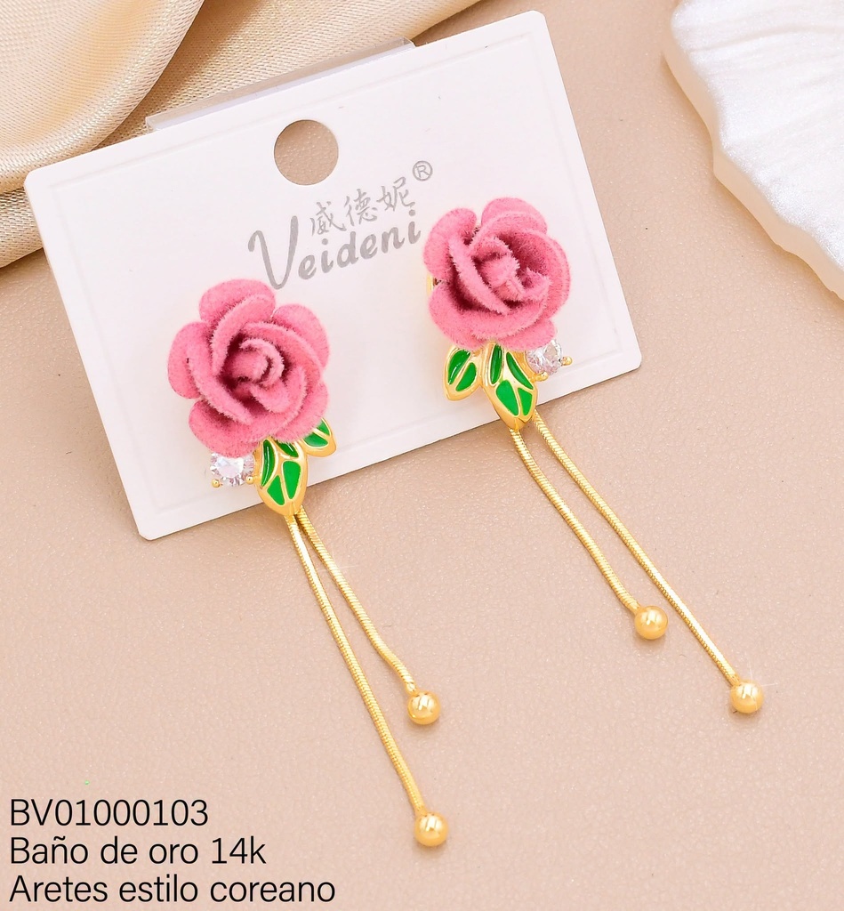 ARETES BAÑO DE ORO 14K. FLOR ROSADA GAMUZA/HOJITAS/COLGANTES EH-4482 (VEI080926)