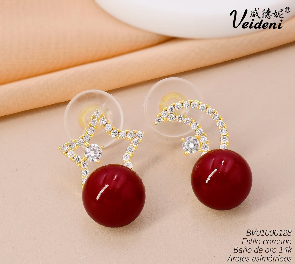 ARETES ASIMETRICOS BAÑO DE ORO 14K.CROQUI C/PELOTA ROJA EH-4440 (VEI080926)