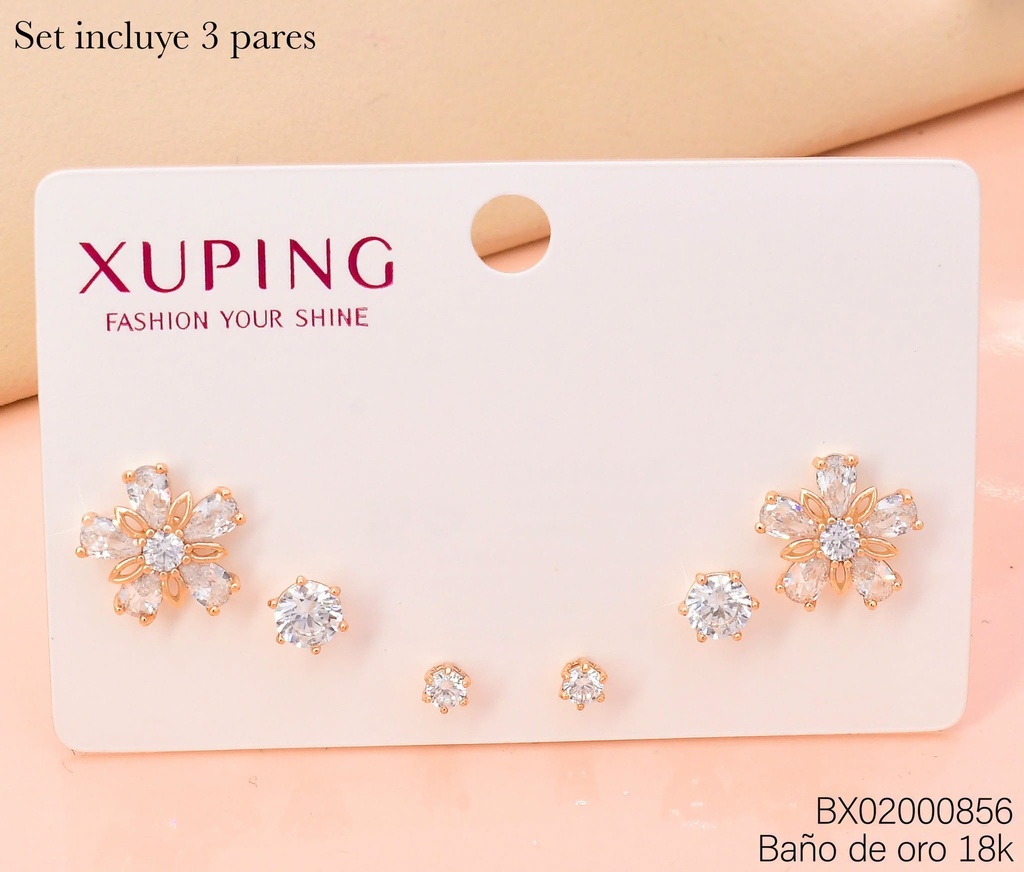 PAQ. 3 PARES ARETES BAÑO DE ORO 18K. XUPING FLOR/ESTRELLAS ZIRCON CRISTAL