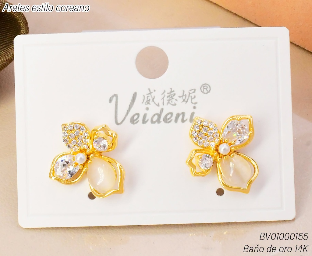 ARETES BAÑO DE ORO 14K.FLOR BEIGE-ZIRC.C/PERLITA  EH-4144 (VEI080926)