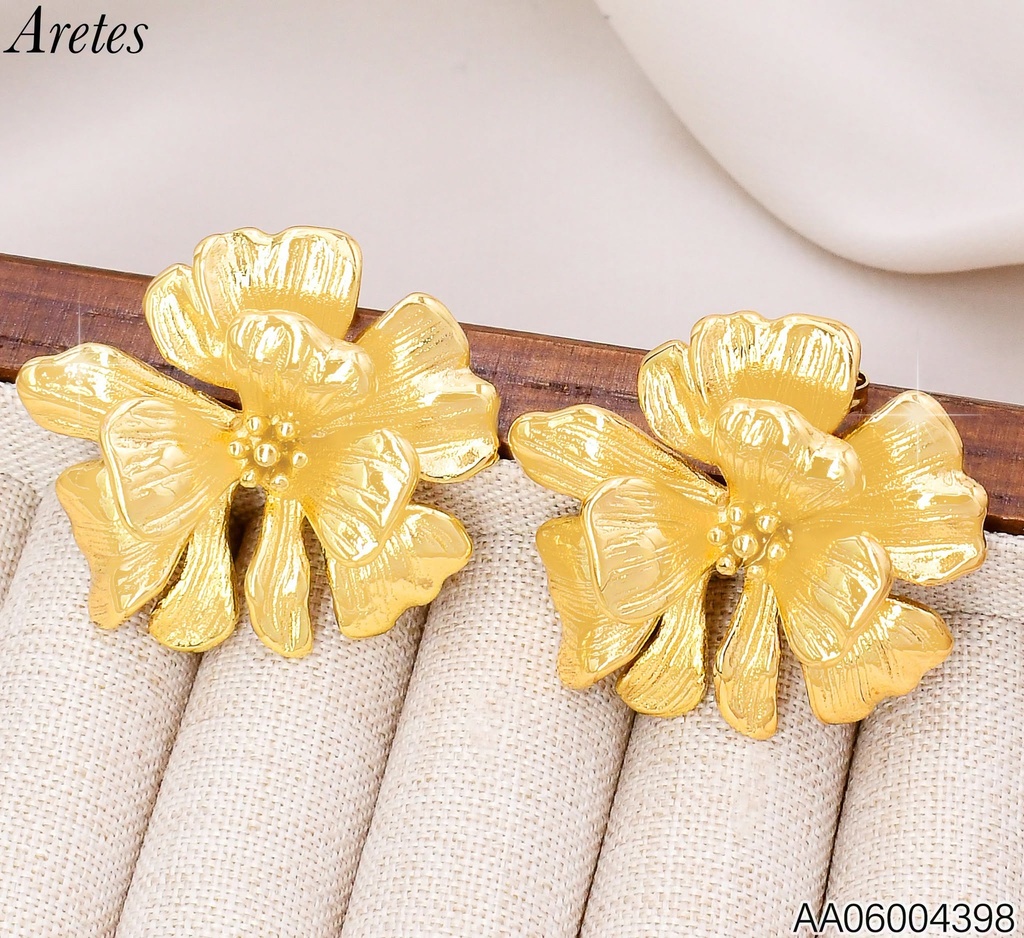 ARETES FLOR GR.DOBLE PETALOS KE124000-SP (KS26)