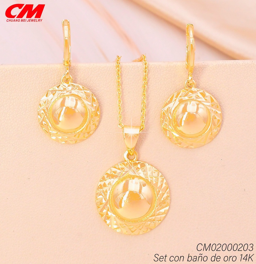 SET BAÑO DE ORO 14K. CIRC. BORDES GRAB. TRIANGULAR AT-01130001 (27A)