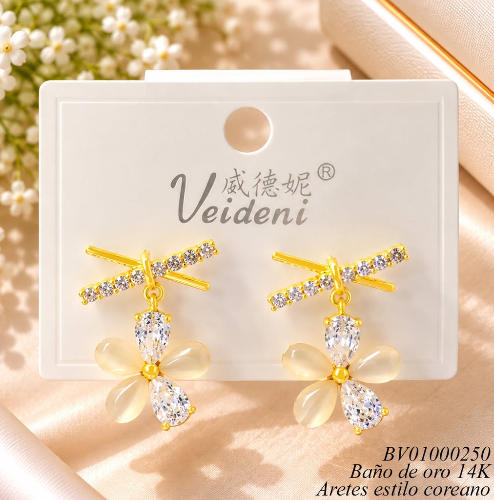 ARETES BAÑO ORO 14K. "X" /FLOR CREMA ZIRC MMEH-0107 (VEI080926)