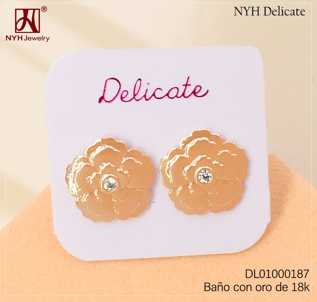 ARETES BAÑO DE ORO 18K.FLOR PLANA HGE0BAI0CFCI (DEL211026)