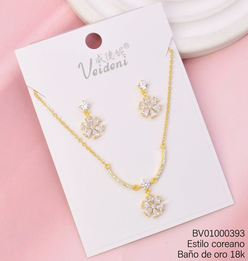 SET BAÑO DE ORO 14K. FLOR ZIRCONIA COLGANTE WTZ-180 (2VEI211026)