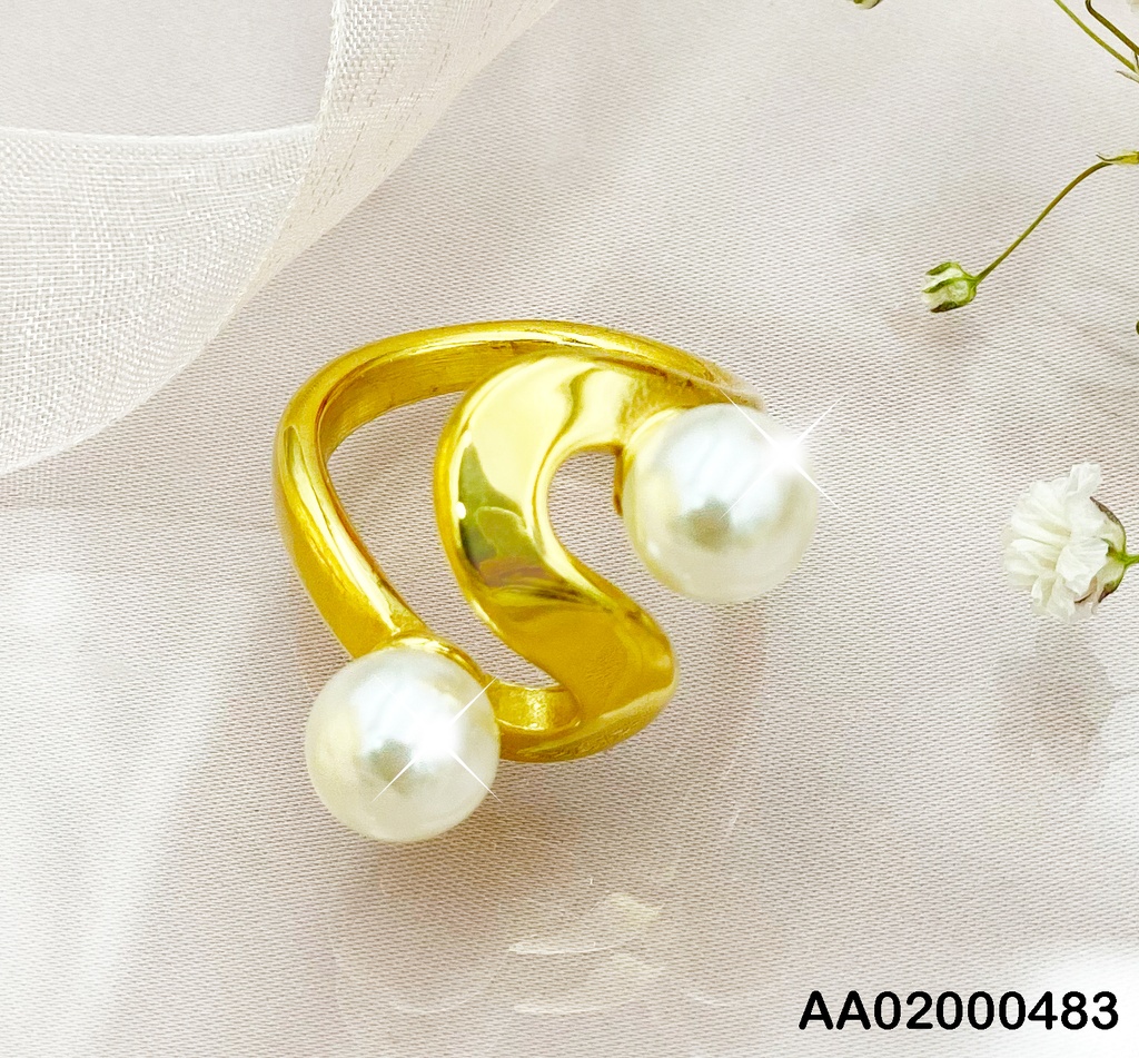 ANILLO "S"DORADA CON 2 PERLAS