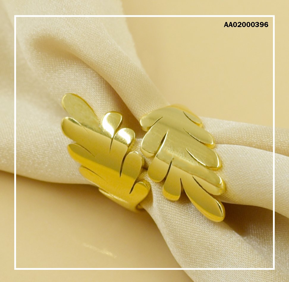 ANILLO ABIERTO CON HOJAS EN EXTREMOS