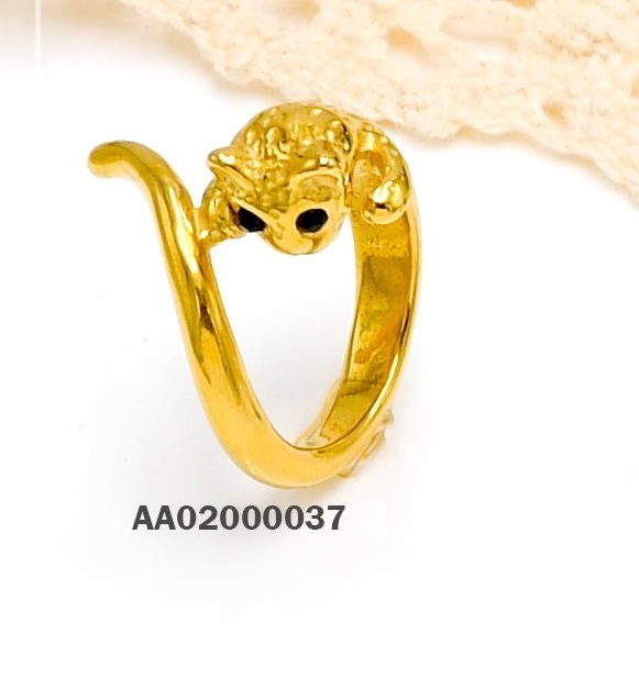 ANILLO ACERO DORADO DE GATO OJOS NEGROS
