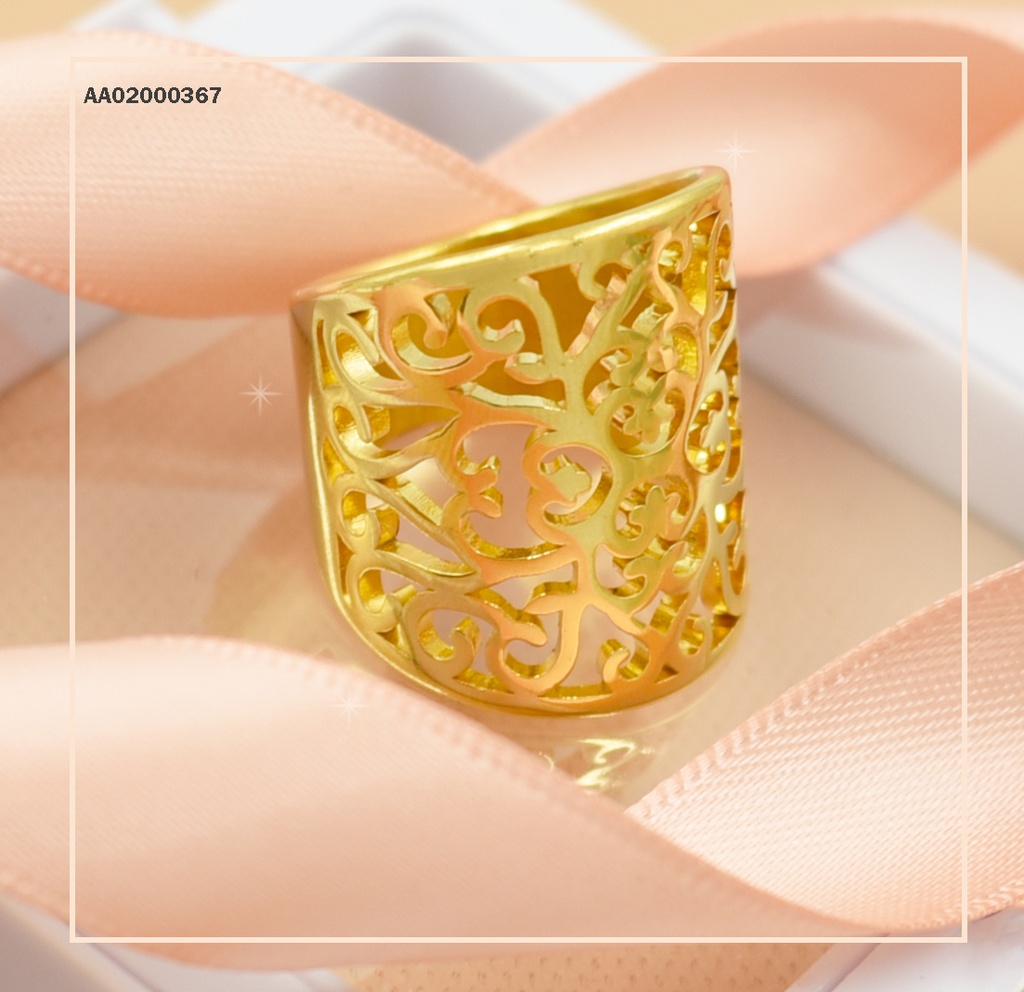 ANILLO ANCHO ENREJADO CALADO