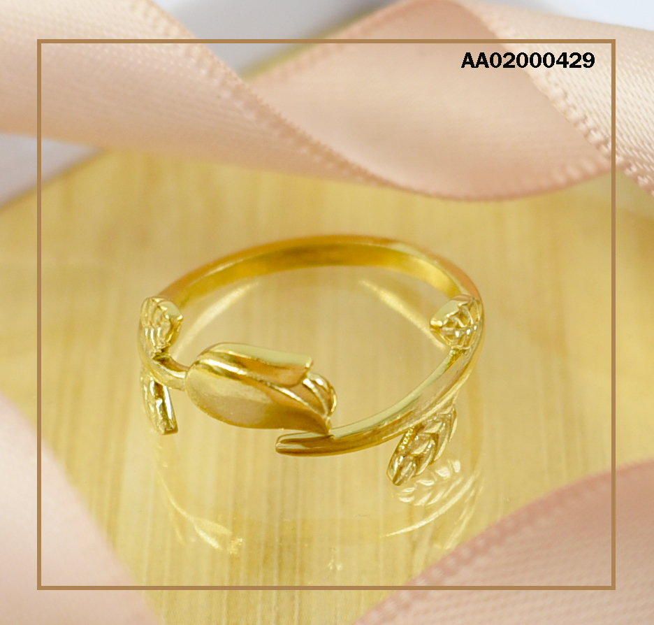 ANILLO DE CAPULLO DE ROSA