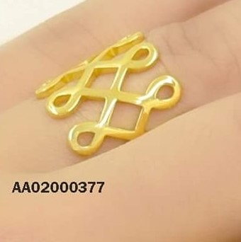 ANILLO DE REJAS DE ROMBOS Y ÓVALO