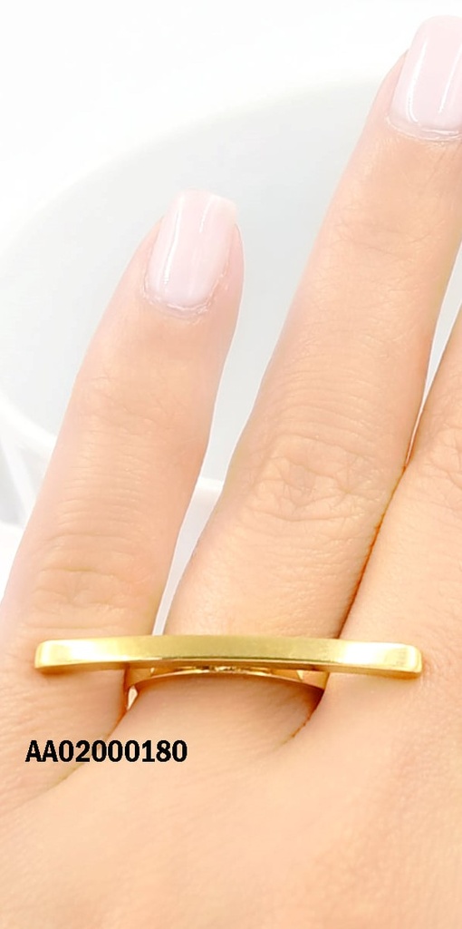 ANILLO DORADO CON PLACA LARGA HORIZONTAL