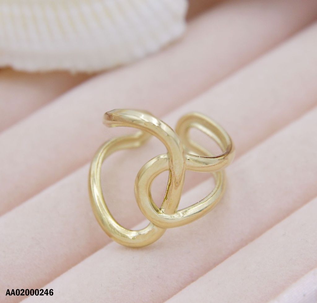 ANILLO DORADO LÍNEAS ENTRELAZADAS