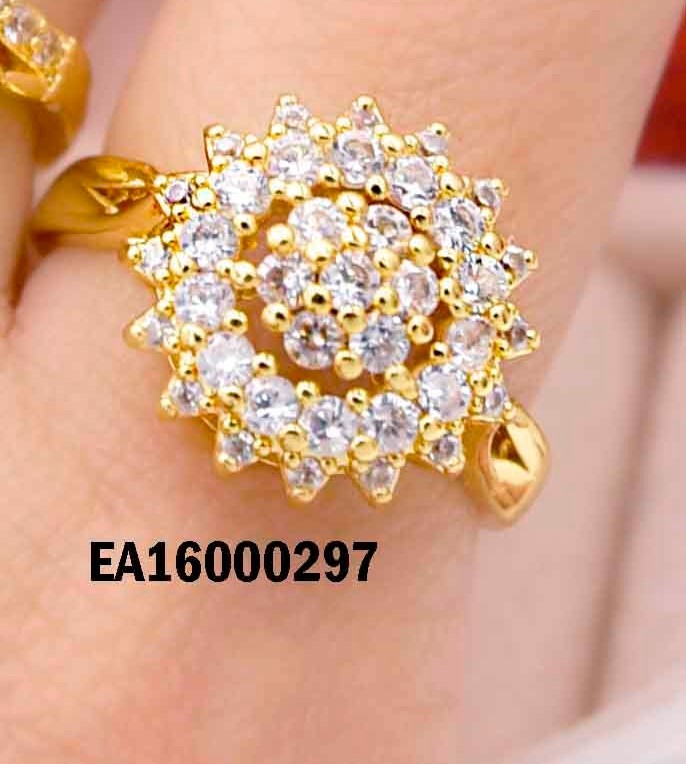 ANILLO DORADO REDONDO C/ PICOS DE ZIRCONIA