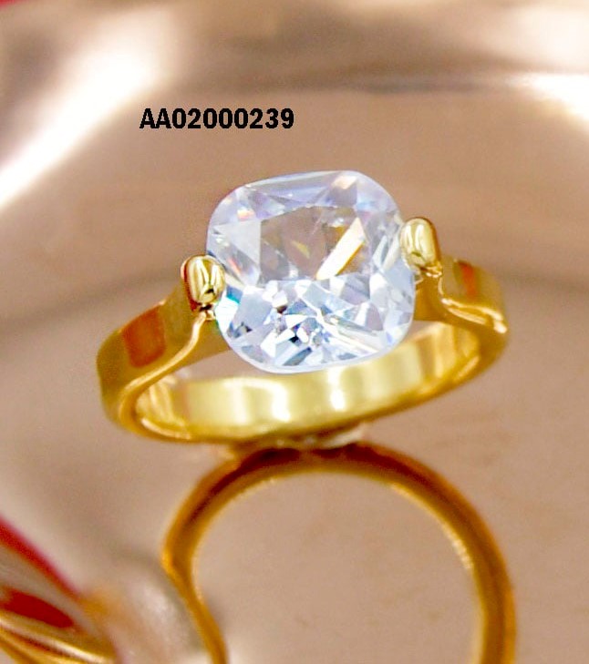 ANILLO DORADO SOLITARIO ZIRCONIA REDONDA