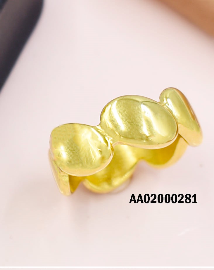 ANILLO DORADO ÓVALOS INCLINADOS