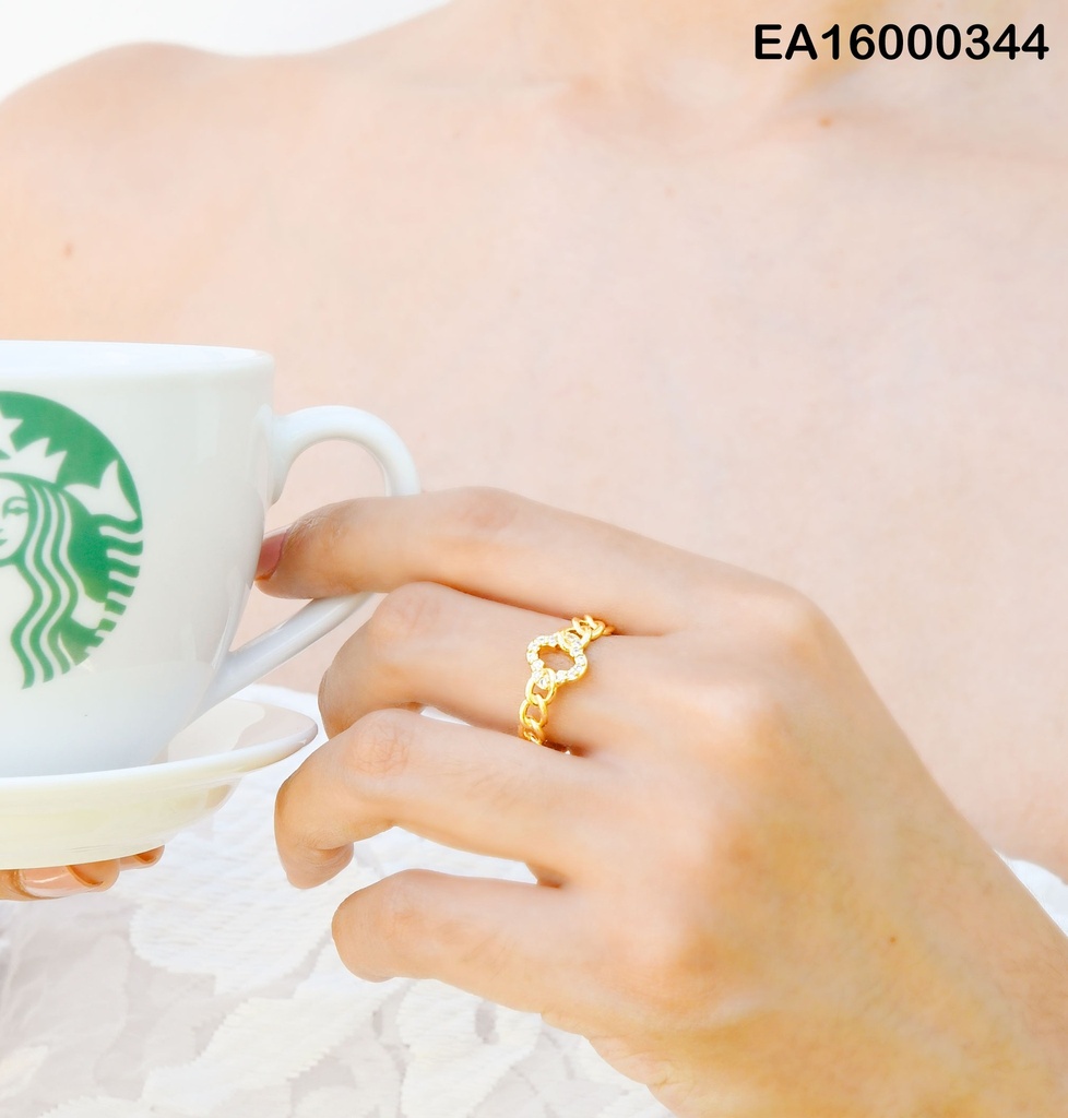 ANILLO ESLABONES DE CADENA Y ÓVALO ZIRCONIAS
