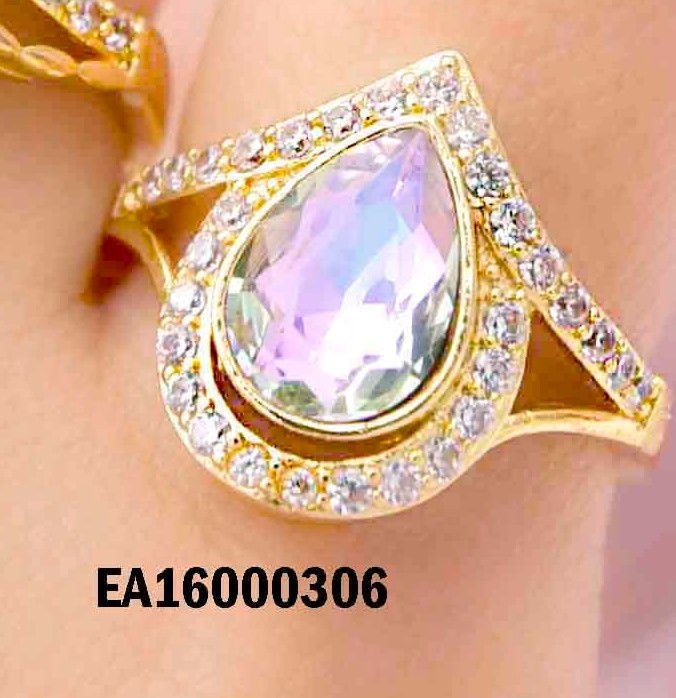 ANILLO GOTA TORNASOL ROSADA BORDES DE ZIRCONIAS