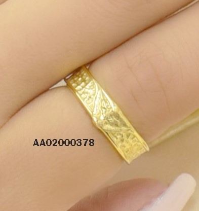 ANILLO GRABADO SOBRESALIENDO