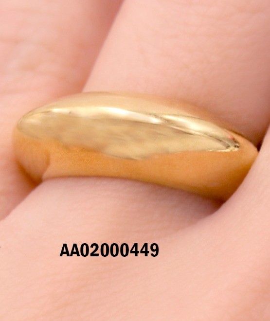ANILLO LISO RECTÁNGULAR CON RELIEVE