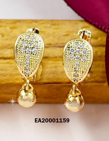 ARETE HUGGIE OVALO ZIRCONIA, COLGANTE PELOTITA DORADA