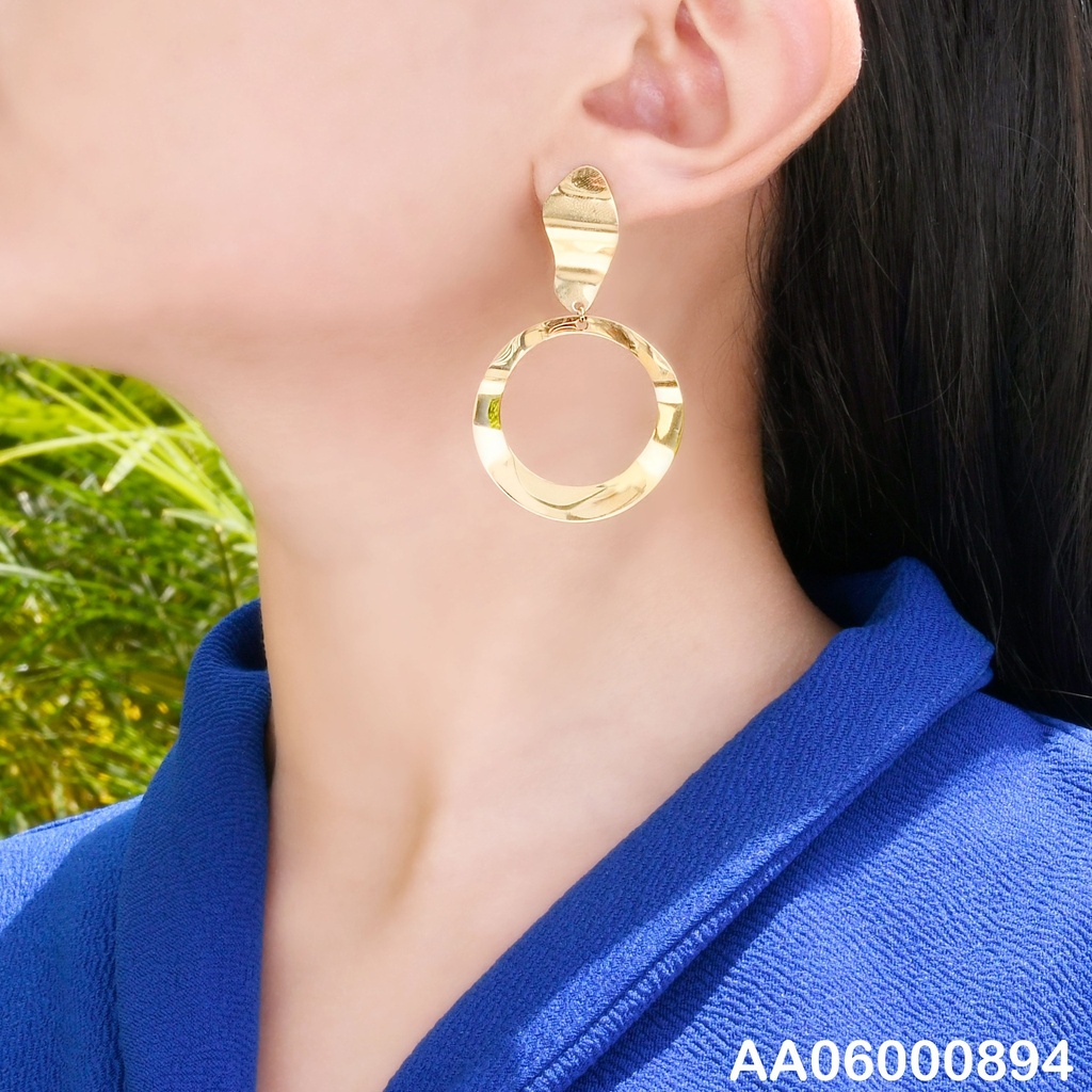 ARETES COLGAR DORADO ONDULADOS ÓVALO/CÍRCULO