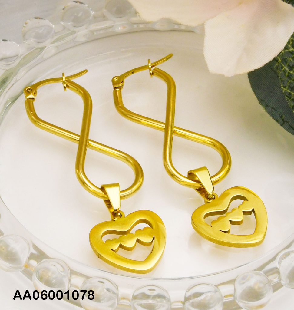 ARETES COLGAR LÍNEAS "8" CROQUI CORAZÓN C/💛💛💛