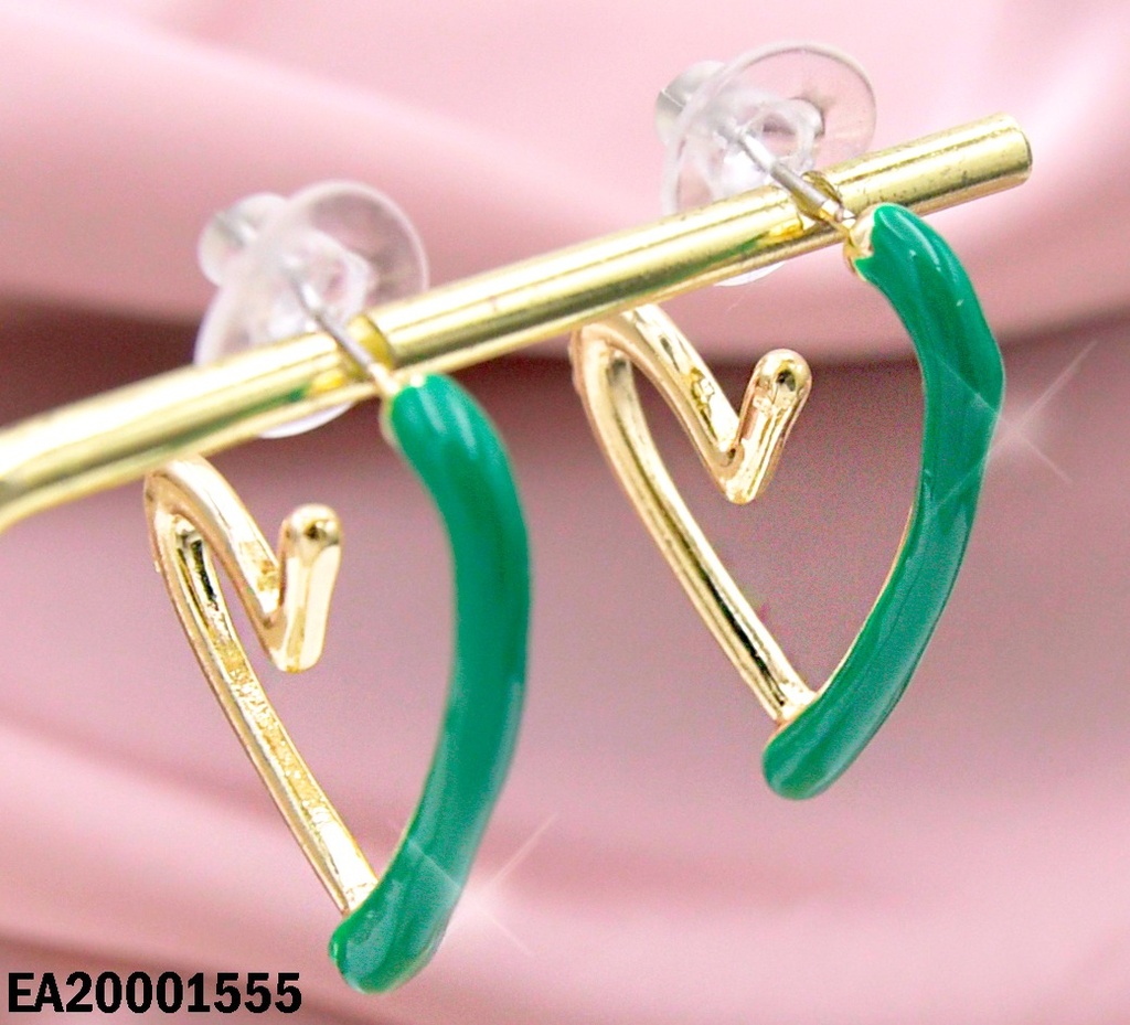 ARETES CORAZÓN MITAD VERDE/MITAD DORADO