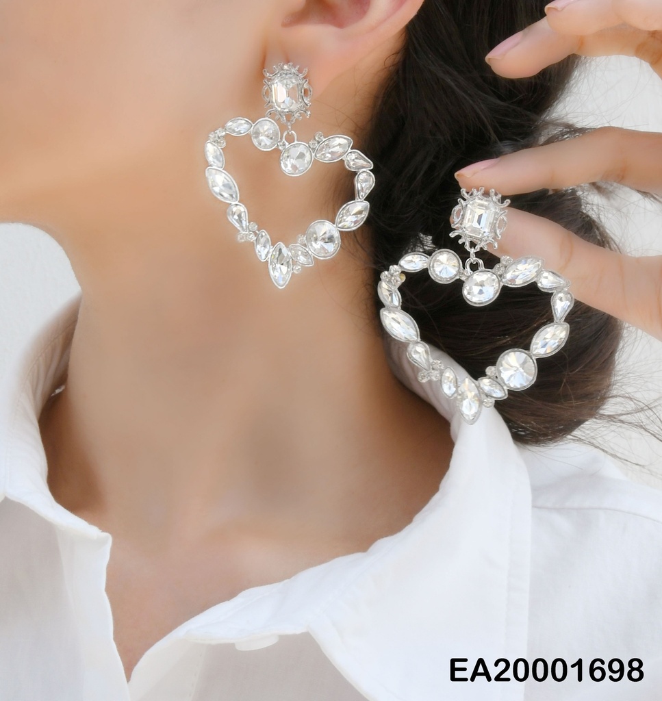 ARETES CROQUIS GRANDE CORAZÓN ZIRCONIAS