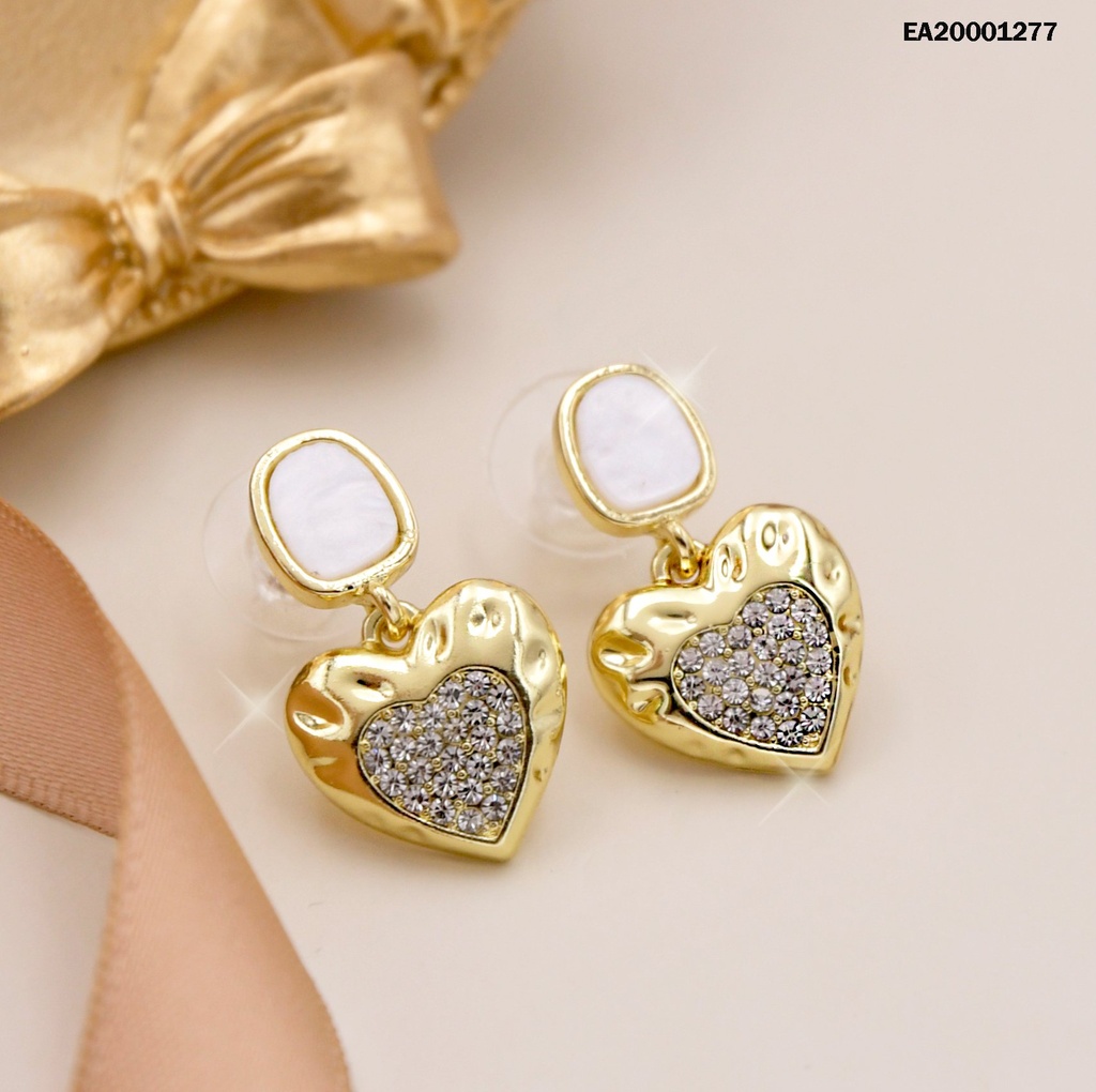 ARETES DE COLGAR CORAZÓN DOR CENTRO ZIRCONIAS