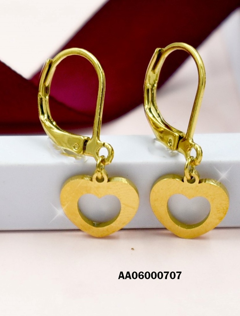 ARETES DE COLGAR CROQUI CORAZÓN