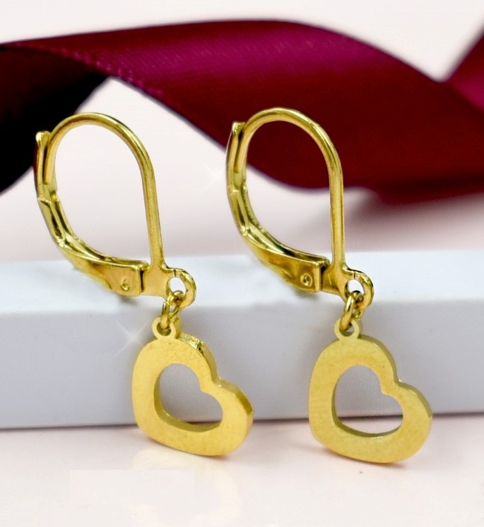 ARETES DE COLGAR CROQUI CORAZÓN DE LADO