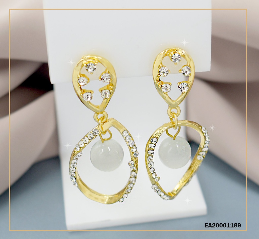 ARETES DE COLGAR CROQUIS GOTA BORDES C/ZIRCONIA Y COLGANTE PERLA