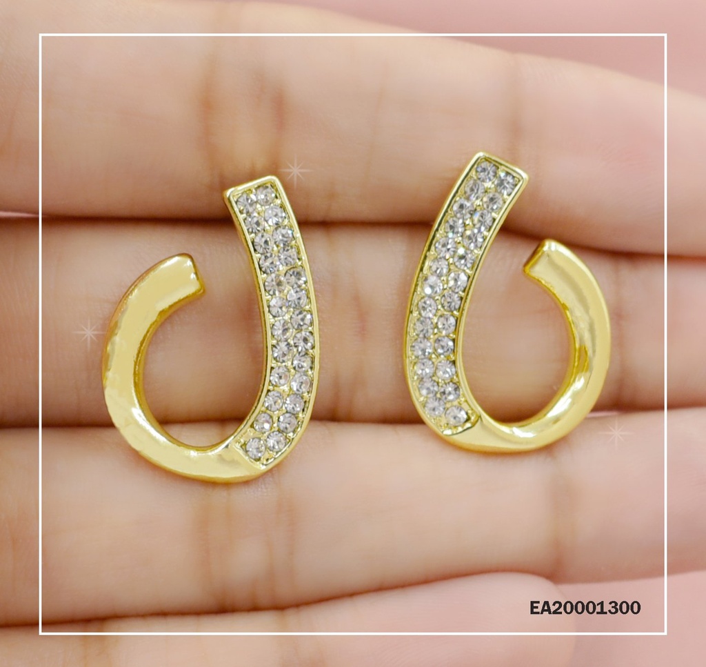 ARETES FORMA DE "U" DORADAS Y ZIRCONIAS