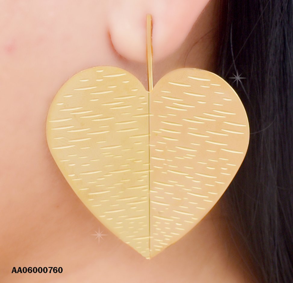 ARETES HOJA INVERTIDA CORAZÓN LÍNEAS EN MEDIO