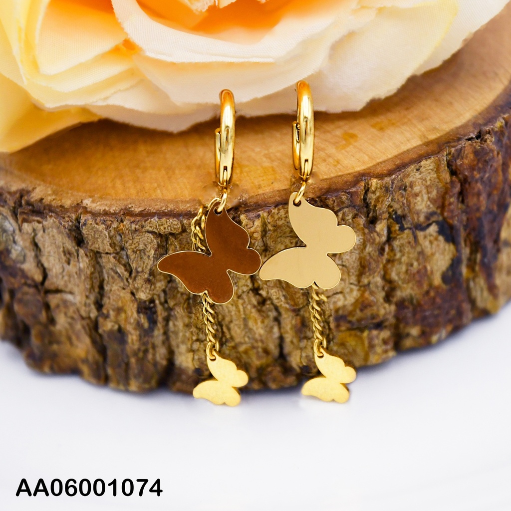 ARETES HUGGIES COLGANTES PLACAS MARIPOSAS