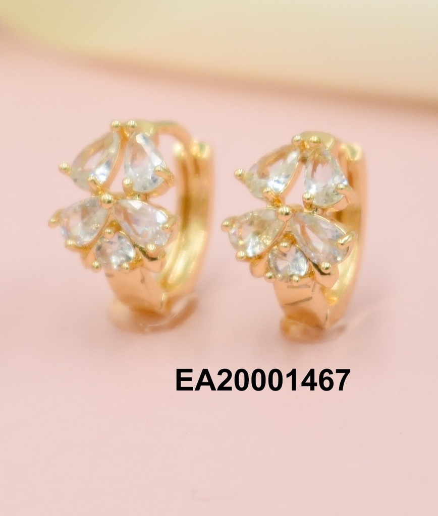 ARETES HUGGIES ZIRCONIAS EN FORMA DE ÁRBOL