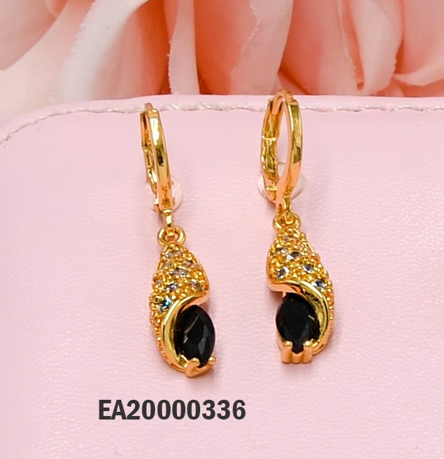 ARETES LARGO DE HOJA CON PIEDRA NEGRA