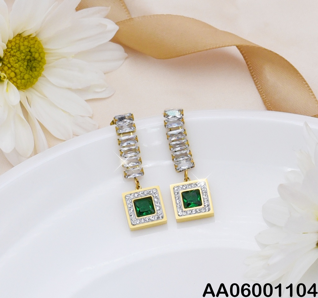 ARETES LÍNEA RECTANGULOS HOR.CUADRO NEGRO C/ZIRCONIAS