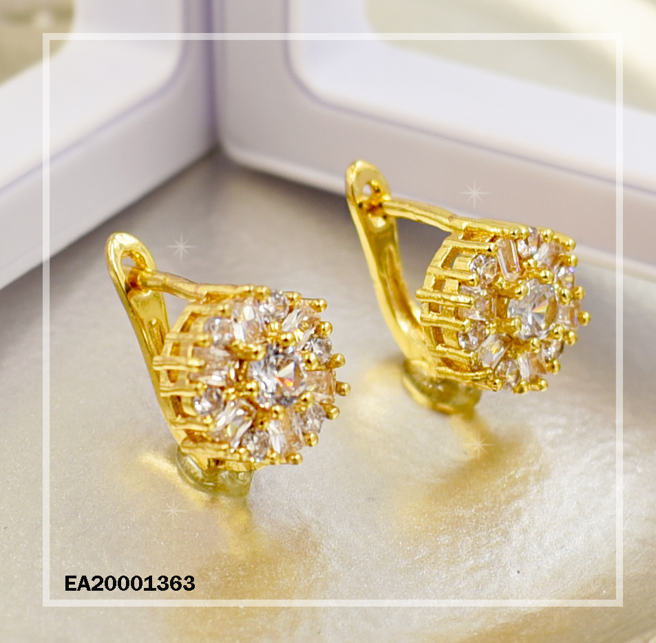 ARETES RUEDA DE ZIRCONIAS BASE DORADA