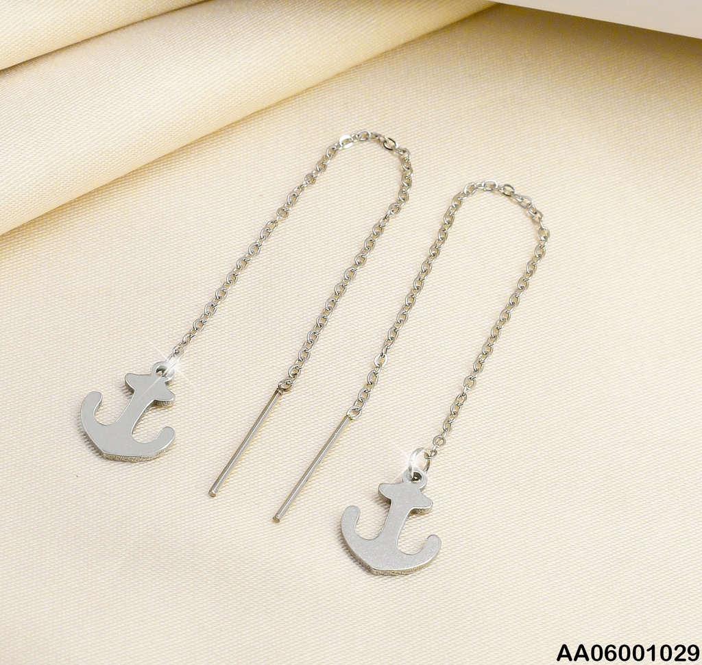 ARETES VIOLADORAS PLATEADAS COLGANTES ANCLA